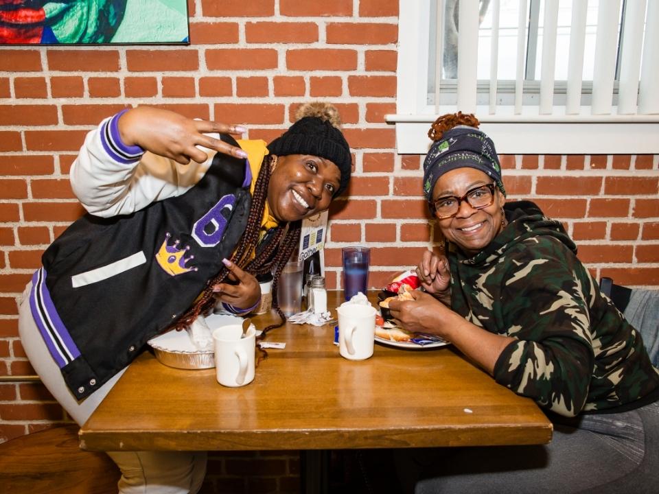 2 women dining at gather55