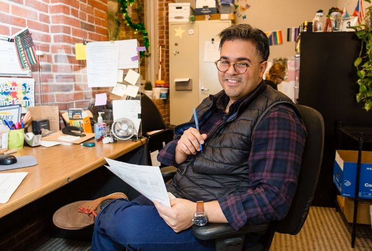 Julio sharing Community Resources in Hartford, CT